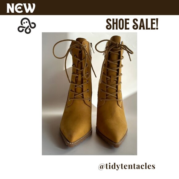 NWT Steve Madden Pointed Toe Leather Ankle Boots Women's Size 7.5 - Picture 2 of 4